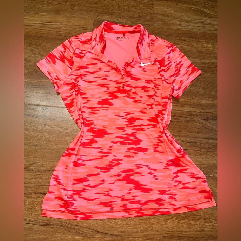 NWOT women’s Nike golf dri fit victory polo!